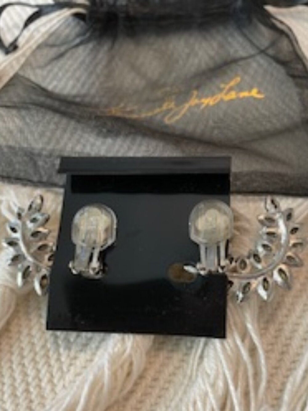 KENNETH JAY LANE Crystal Clip Earrings in Rhodium-plated Silver Brand New NWT - Picture 8 of 8